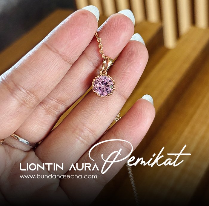 Liontin Aura Pemikat